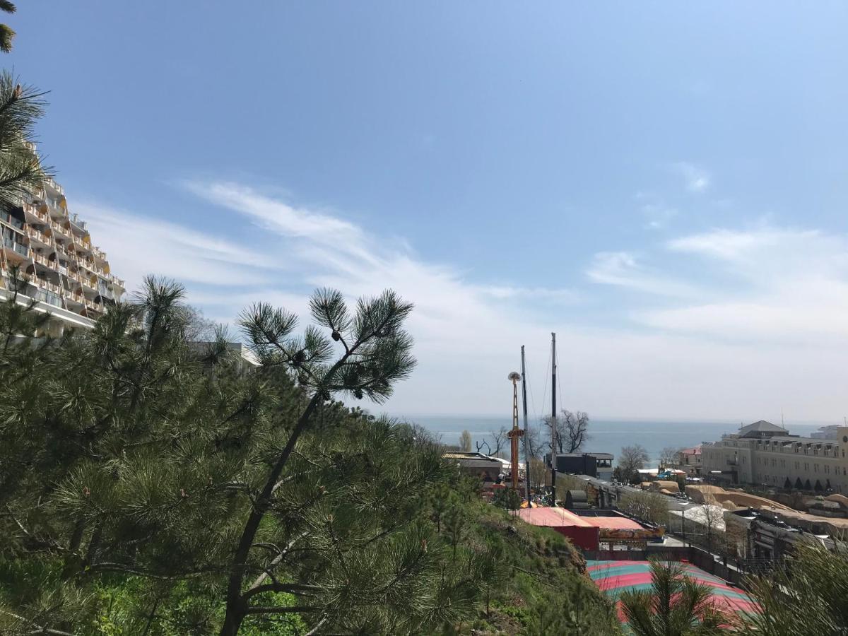 Аркадийский Дворец. Санрайз Appartement Odessa Buitenkant foto