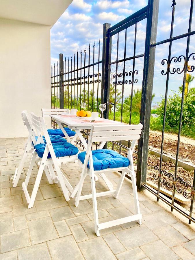 Аркадийский Дворец. Санрайз Appartement Odessa Buitenkant foto