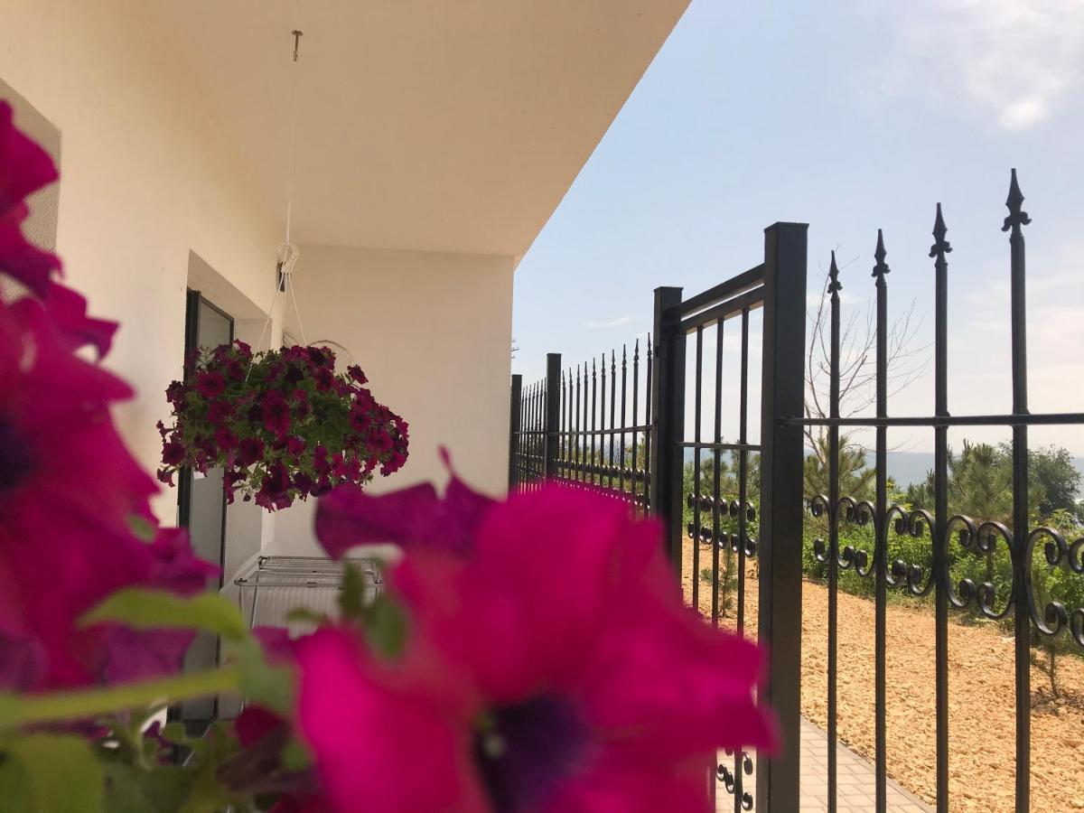 Аркадийский Дворец. Санрайз Appartement Odessa Buitenkant foto