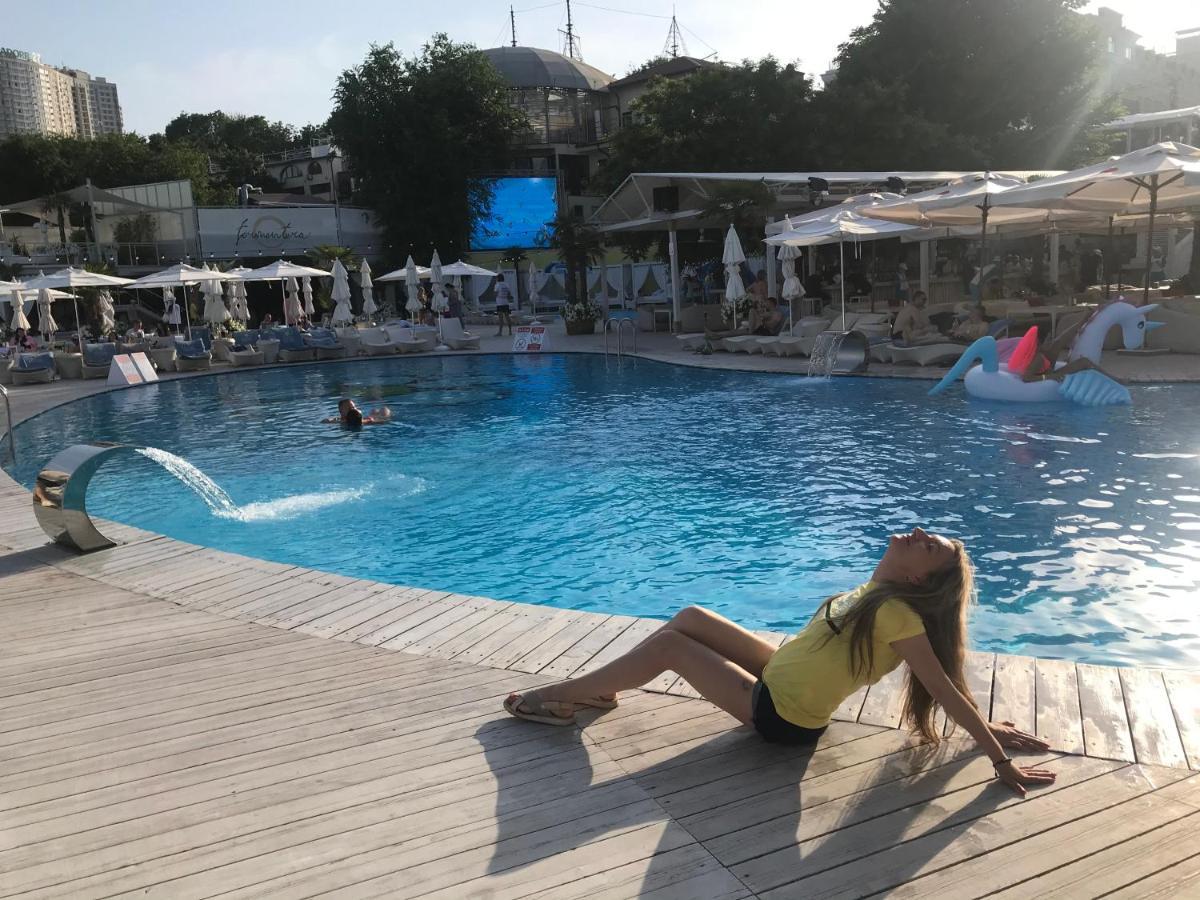 Аркадийский Дворец. Санрайз Appartement Odessa Buitenkant foto