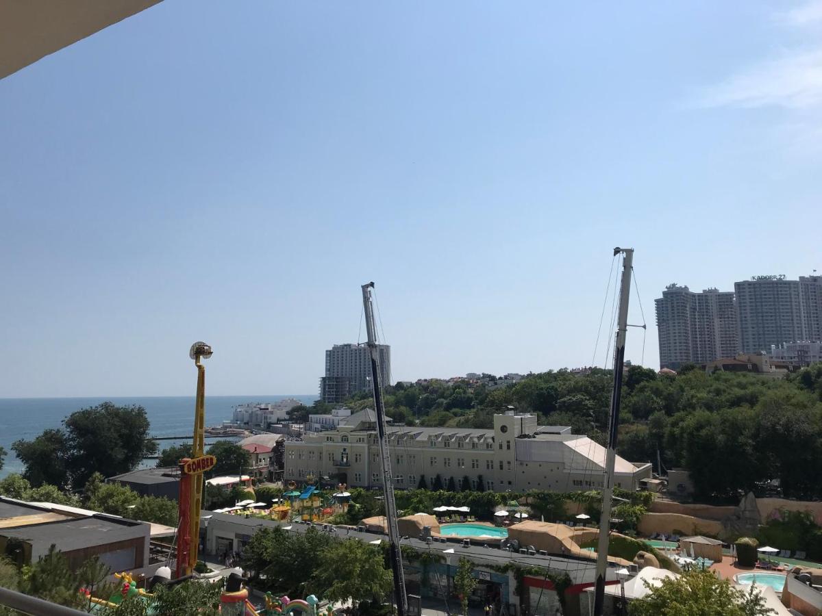 Аркадийский Дворец. Санрайз Appartement Odessa Buitenkant foto